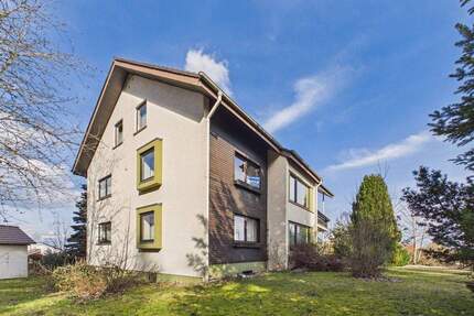 Attraktives Mehrfamilienhaus: Ruhe und Natur vor der Haustür - Hardt