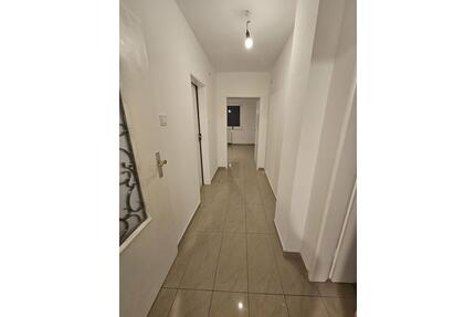 Wohnung zum vermieten - 1.400,00&nbsp;EUR Kaltmiete, ca.&nbsp; 89,00&nbsp;m&sup2; in Groß-Gerau (PLZ: 64521)