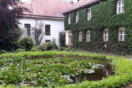 Haus zum Kaufen in Pliezhausen 2.800.000,00 € 407 m²