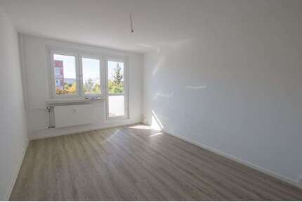 Wohnung zum Mieten in Halle (Saale) 287,00 € 59.73 m²