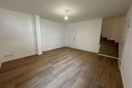 Wohnung zum Mieten in Hausen 1.150,00 € 120 m²
