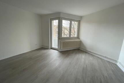 Zentral Wohnen: Sanierte 3-Zimmerwohnung - Frankfurt am Main