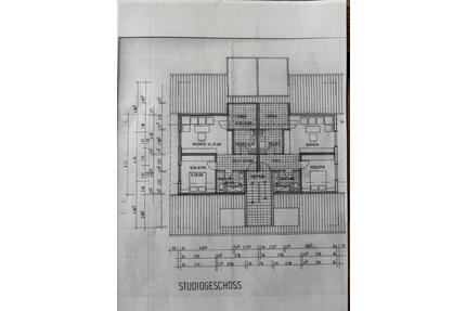Charmante Dachgeschosswohnung mit Tiefgaragenstellplatz - Hennef (Sieg)