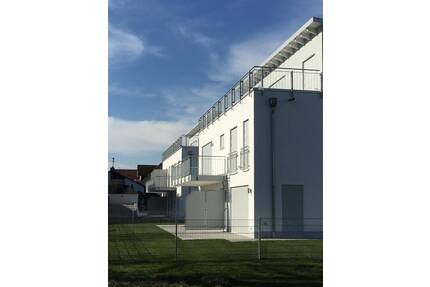 **So schön kann Eigentum sein** Traumhafte 2 Zi.-Dachterr.-Whg. mit TG in Bestlage Hallbergmoos (S8)