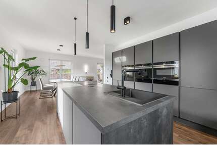Haus zum Kaufen in Breckerfeld 539.000,00 € 125 m²