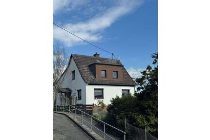 Haus zum Kaufen in Koblenz 235.000,00 € 86 m²