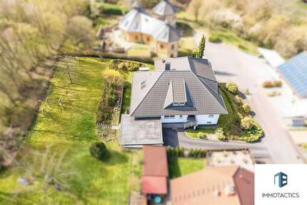 Haus zum Kaufen in Schloßböckelheim 664.000,00 € 305 m²
