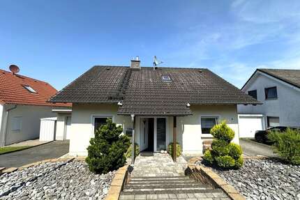 Haus zum Kaufen in Königswinter Eudenbach 499.000,00 € 126 m² - Königswinter / Eudenbach