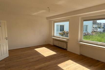 Moderne Erdgeschosswohnung mit großem Garten in Hameln mit Garten