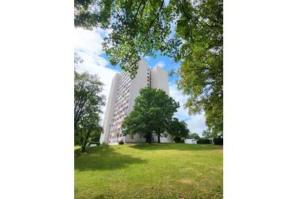 Wohnung zum Kaufen in Hof 165.000,00 € 86.48 m²