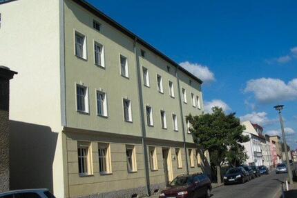4 Zimmer Eigentumswohnung - 220.000,00&nbsp;EUR Kaufpreis, ca.&nbsp; 105,76&nbsp;m&sup2; in Eberswalde (PLZ: 16227) Brandenburgisches Viertel