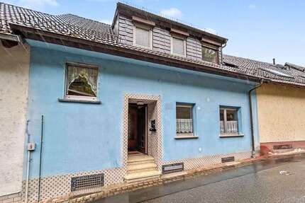 Haus zum Kaufen in Weilmünster 219.000,00 € 216 m²