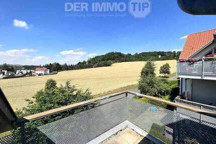 Einmaliger Ausblick | Vermietete 3 Zimmerwohnung mit Balkon nahe Zwickau zum Kauf - Wilkau-Haßlau Silberstraße