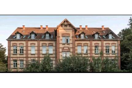 Wohnen mit Geschichte - Dachgeschosswohnung im Einzeldenkmal - Sankt Ingbert