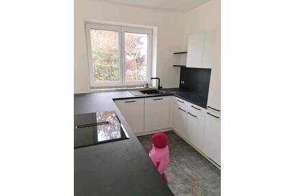 Mietwohnung - 2.200,00&nbsp;EUR Kaltmiete, ca.&nbsp; 189,00&nbsp;m&sup2; in Großhansdorf (PLZ: 22927)