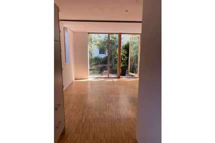 Wohnung zum Mieten in Riemerling 700,00 € 32 m²