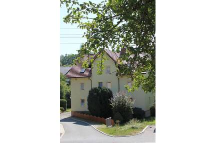 Großes EFH (oder Mehrfamilienhaus) in einem Ortsteil von Dipps! - Dippoldiswalde Obercarsdorf