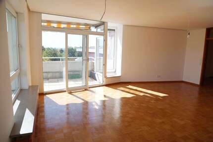 Wohnung zum Mieten in Böblingen 1.230,00 € 99.3 m²
