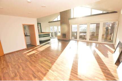 Wohnung zum Mieten in Hannover 1.320,00 € 141 m²