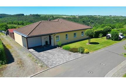 Moderner, freistehender Bungalow mit großem Garten - Gusenburg