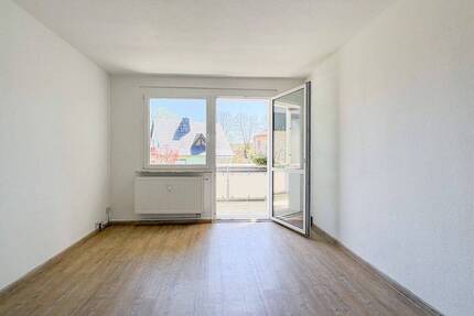 Ruhige und helle Wohnung mit Wohlfühlcharakter - Ihr neues Zuhause wartet! - Jößnitz