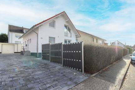 Neuer Preis! Gepflegtes Einfamilienhaus mit Garage, Terrasse und neuer Heizung in Nordborchen