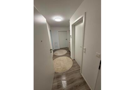 Moderne 3-Zimmer-Wohnung mit Terrasse & Einbauküche in Laichingen