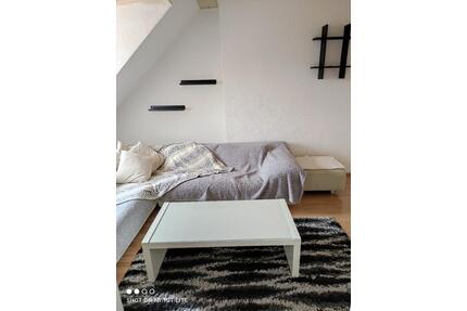 Schöne vollmöblierte 2,5-Zimmer-Wohnung mit EBK in Wiesloch