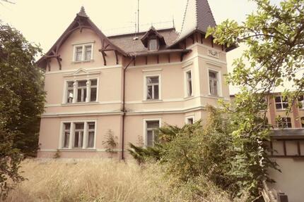 Haus, auch für zwei Familien - 122.000,00&nbsp;EUR Kaufpreis, ca.&nbsp; 250,00&nbsp;m&sup2; in Ebersbach-Neugersdorf (PLZ: 02727)
