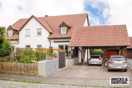 Charmante 3-Zimmer-Wohnung mit Garten und Carport in Regenstauf-Diesenbach