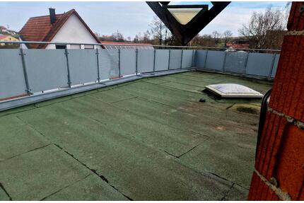 Großes Wohnhaus mit angrenzendem Gewerbeteil in Kleineibstadt - Sulzfeld