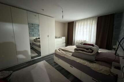 Wohnung zum Kaufen in Duisburg 160.000,00 € 80.21 m²