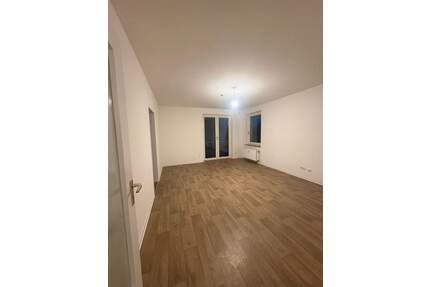 AB SOFORT VERFÜGBAR: 2-Zimmer Wohnung in Top Lage mit Wannenbad - Bad Gandersheim