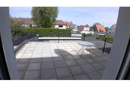 3 Zi. Etagenwohnung Energieausweiß sehr ruhige Lage Kernsaniert - Villingen-Schwenningen
