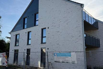Neubauwohnung DG links mit Balkon - Harsewinkel