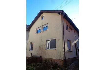 Haus zum Kaufen in Wertheim 109.000,00 € 100 m²