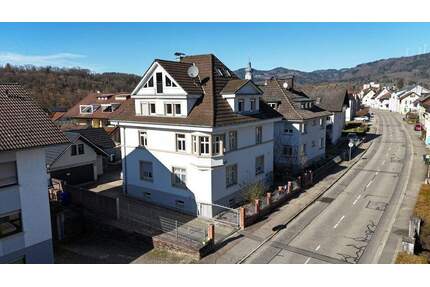 Wohnen mit Finanzierungsvorteil | Mehrfamilienhaus mit 3 Einheiten, Eigennutzungsoption und gesicherten Mieteinnahmen - Wehr