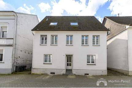 Gepflegtes Mehrfamilienhaus + LagerhalleGarage - zentrale Lage - - Breckerfeld