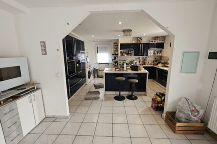 Schöne große Wohnung im Stadtzentrum Teublitz mit großer Küche