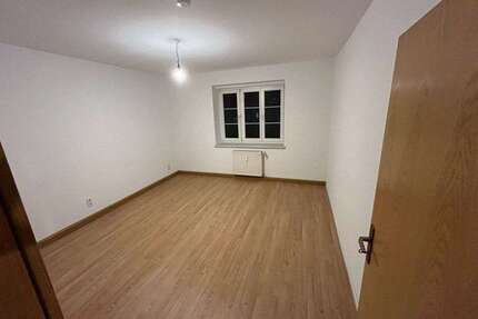 Wohnung zum Mieten in Glauchau 390,00 € 66.96 m²