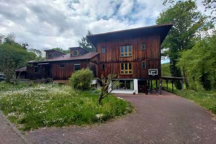 Haus zum Kaufen in Wald-Michelbach 340.000,00 € 334 m²