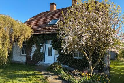 Charmantes Einfamilienhaus mit großem Garten - Jade