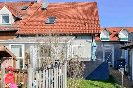 Renovierungsbedürftige Doppelhaushälfte mit beheizbarem Wintergarten - Haag an der Amper