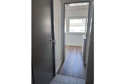 Wohnung zum Mieten in Kelsterbach 400,00 € 13 m²