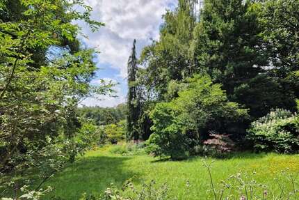 Grundstück zu verkaufen in Hofheim am Taunus - Langenhain 695.000,00 € 1890 m²