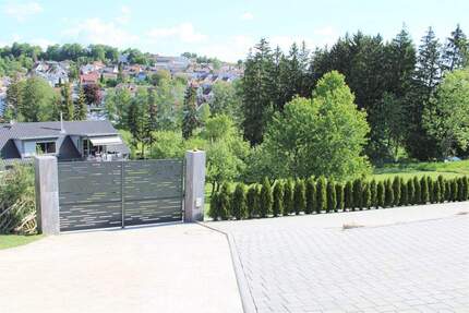 Modern großzügig, hochwertig sehr großes Grundstück und viel mehr bietet Ihnen dieses imposante Haus - Leinzell