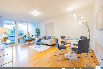 FIRSTPLACE - Helle 2-Zimmer-Wohnung mit schönem Ausblick und Süd-Loggia - München Ramersdorf-Perlach
