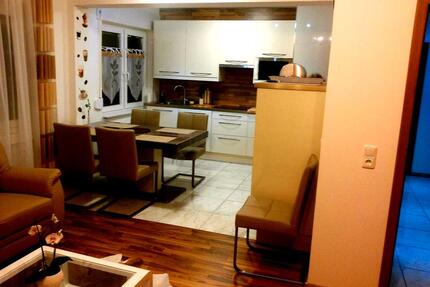 (Provisionsfrei) 3 Zi.-Whg mit Stellplatz in Heidelberg-Kirchheim