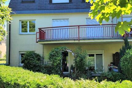 Schicke 3-Zimmer-Wohnung zum Sofortbezug in Radebeul mit großem Balkon und Tiefgaragenplatz