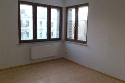 3 Raumwohnung mit Tageslichtbad + Wanne + Tageslichtküche - Leipzig Wahren